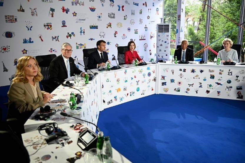 意大利女总理梅洛尼与马克龙又吵起来了<strong></p>
<p>币安tbc</strong>，此前曾对他“翻白眼”，送去“死亡凝视”