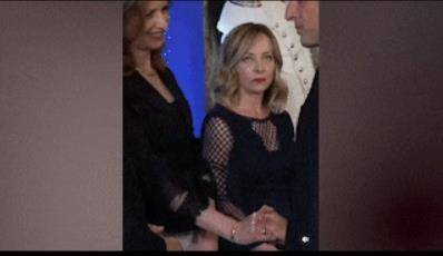 意大利女总理梅洛尼与马克龙又吵起来了<strong></p>
<p>币安tbc</strong>，此前曾对他“翻白眼”，送去“死亡凝视”