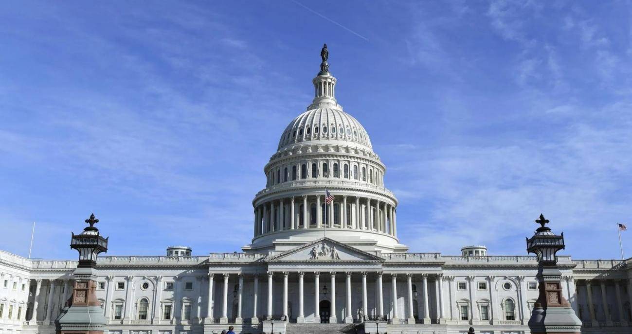 狠起来自己都骂<strong></p>
<p>币安tbc</strong>？特朗普在沙特演讲：以后美国再也不干涉他国了