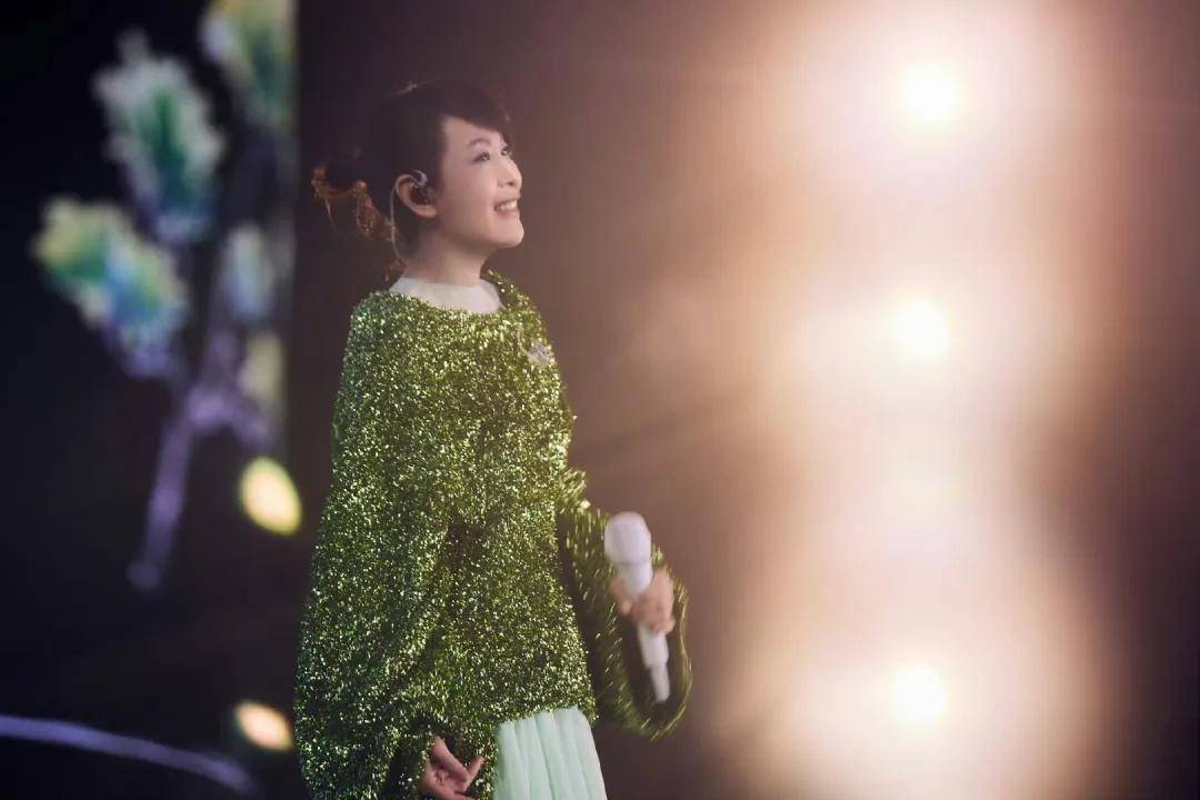 刘若英深夜发文道歉:对不起