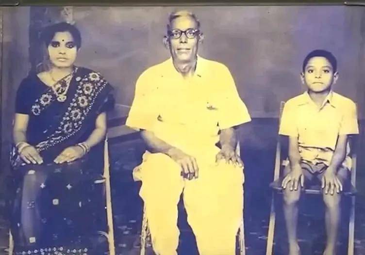 印度共产党(毛派)最高领导人被打死<strong></p>
<p>币安云交易所</strong>!坚持读毛选、打游击战30年