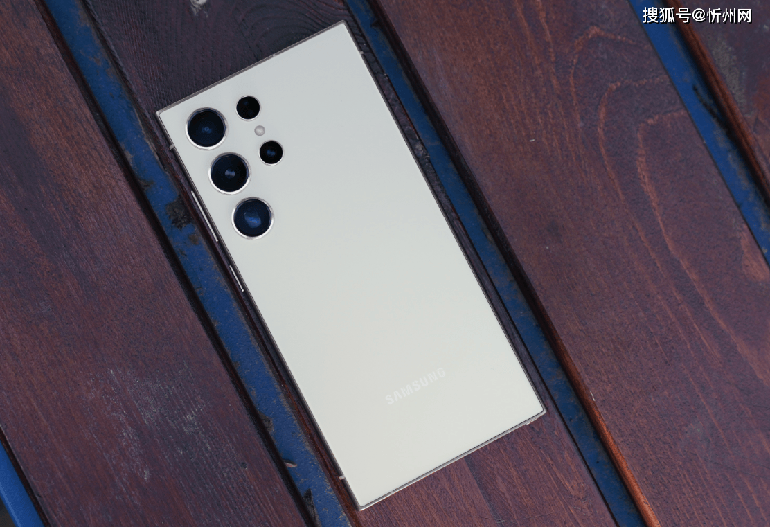 曾经被冷落如今618大降价成为爆款<strong></p>
<p>币安交易所联盟</strong>,2K屏+100倍变焦,降幅高达4200元