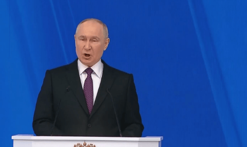 中国向20家俄军工厂<strong></p>
<p>币安最新动态</strong>,大规模“输血”?外交部表态,语气强硬