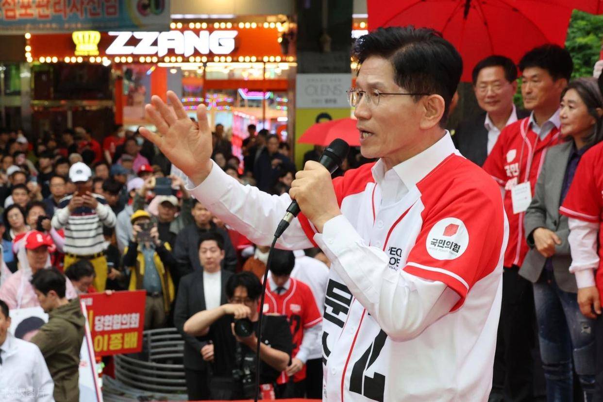 韩国爆发仇华浪潮<strong></p>
<p>安卓推币游戏</strong>，李在明罕见警告，关键时刻，一句话定下中韩大局