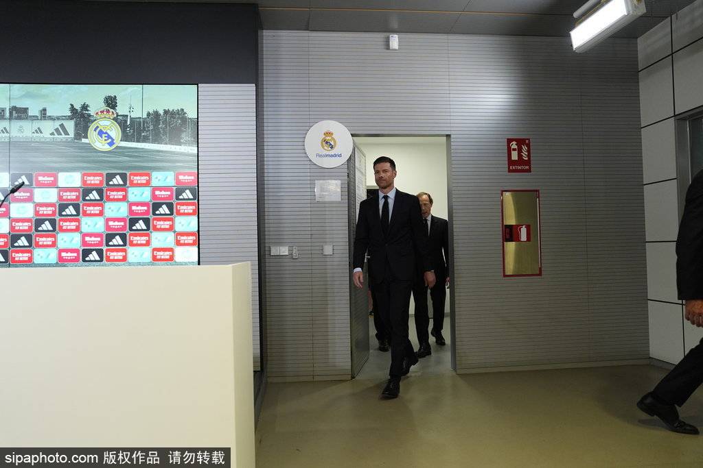 官宣!小因扎吉闪电签约阿尔希拉尔!国米功勋主帅沙特点兵<strong></p>
<p>安卓推币游戏</strong>,剑指皇马!