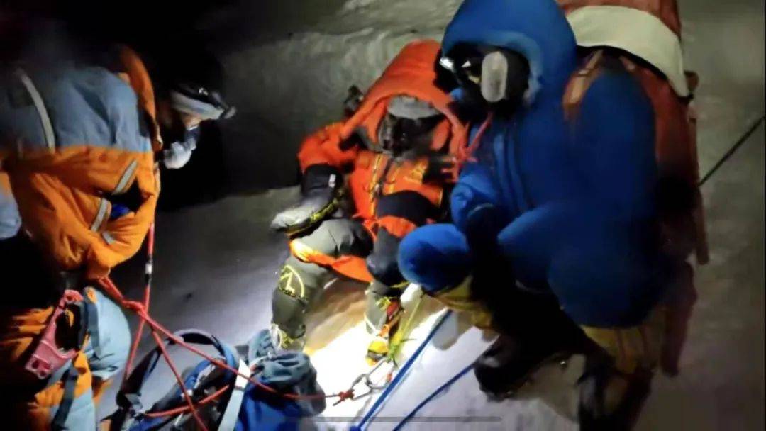 珠峰“救人者”范江涛:救下一条命<strong></p>
<p>安卓推币游戏</strong>,煎熬七百天