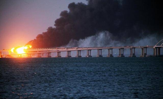 俄罗斯内鬼泛滥<strong></p>
<p>安邑布币</strong>，内外勾结贪腐卖国，把导弹零部件当废铁卖