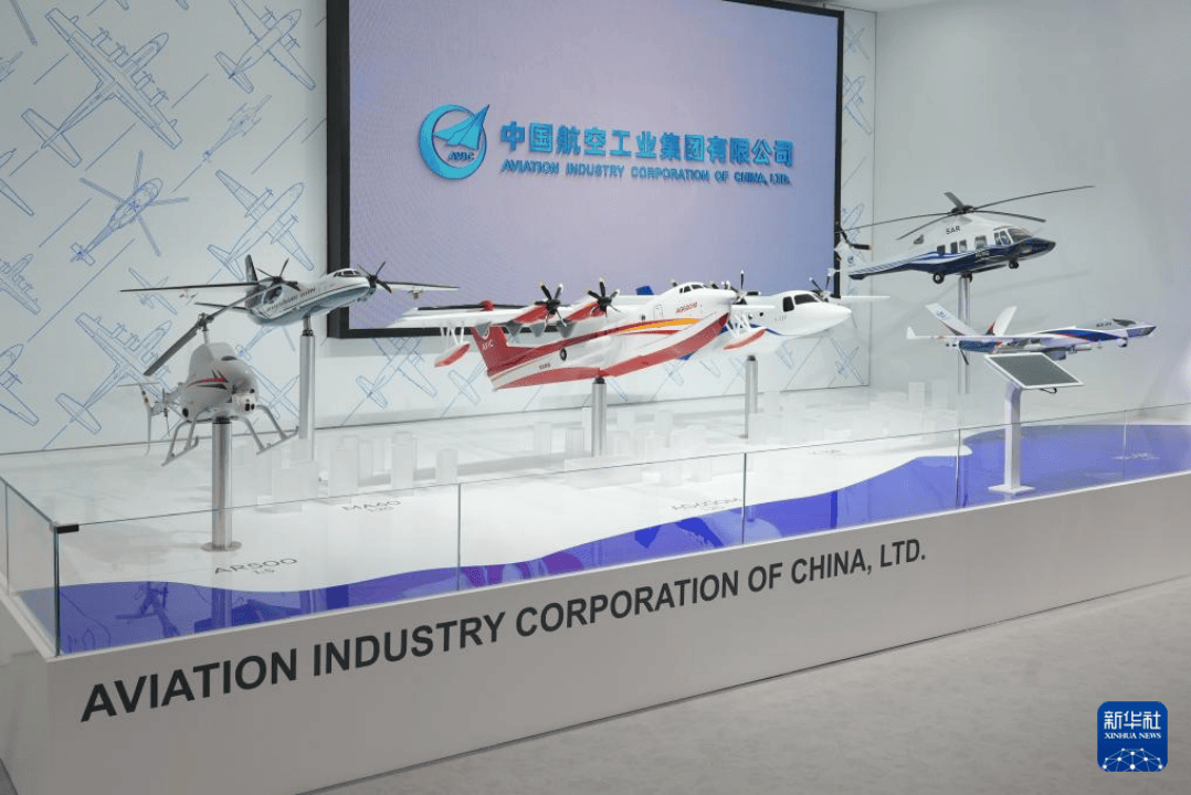 当面歼-10CE<strong></p>
<p>币安交易所商家</strong>，对面“阵风”：巴黎航展对台戏