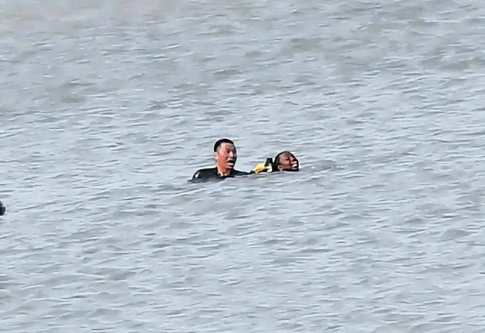 山东医生张军桥在非洲勇救落水者牺牲<strong></p>
<p>币安区块链</strong>,年仅38岁