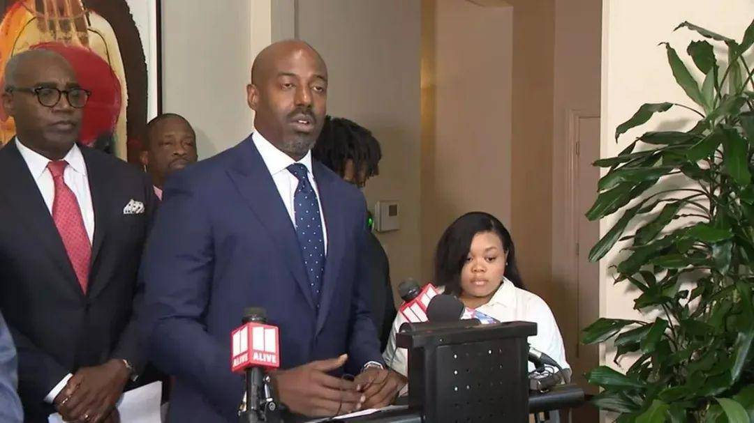 医院生娃<strong></p>
<p>币安区块链</strong>,孩子头直接被医生拔掉了?父母请专家尸检,结果专家直接把图发网上了?!