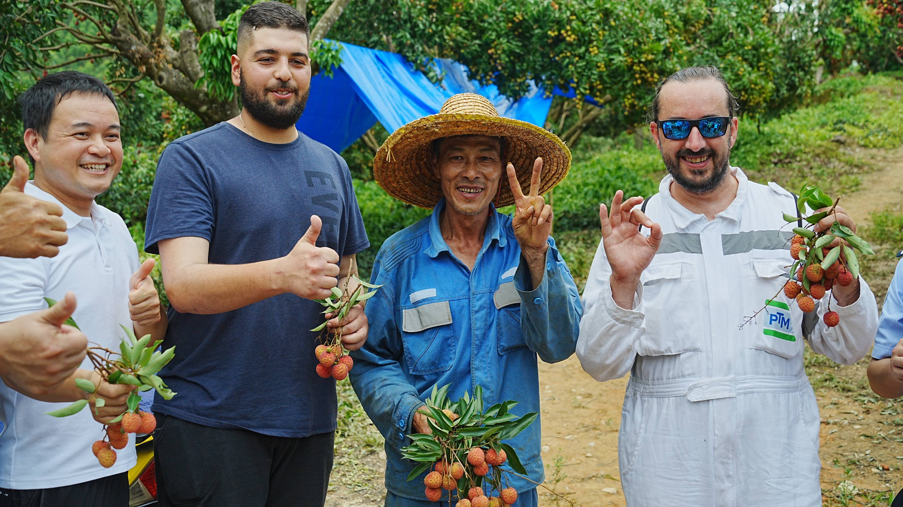 “第一次吃<strong></p>
<p>币安区块链</strong>,像吃葡萄!”外籍船员在惠州品尝荔枝