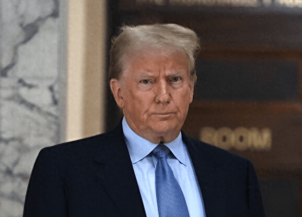 欠中国的钱不准备还了？中国抽走美国筹码，特朗普坐不住了