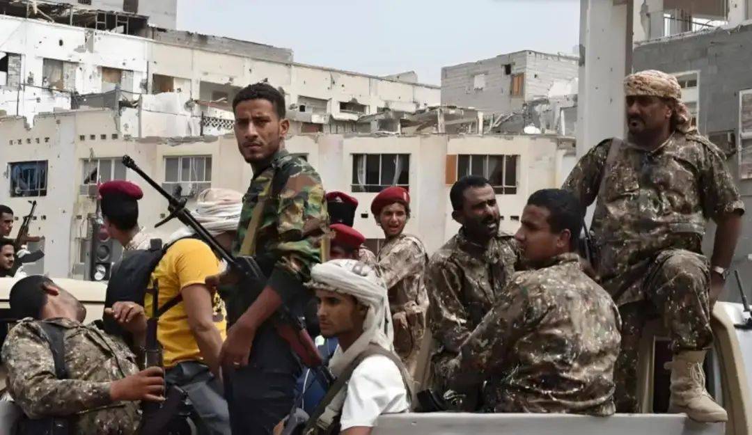 28：606<strong></p>
<p>币安eth钱包地址</strong>，哈梅内伊被要求罢免，亲美派开始冒险，内奸被处以绞刑