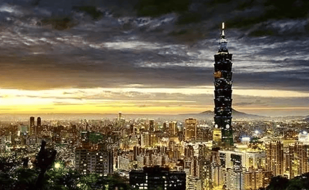 不用大陆出手了？蔡英文一举轰动两岸，赖清德不想看到的发生