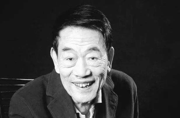 郭德纲发文悼念相声演员杨少华<strong></p>
<p>币安官网app</strong>，李金斗称杨少华在午休时安详辞世，生前状态良好