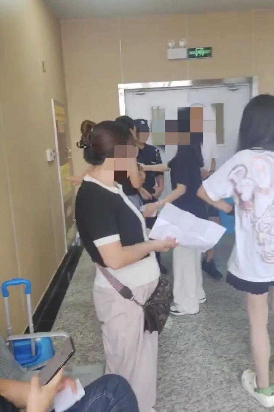 家长接到劝返电话“回甘肃去治”<strong></p>
<p>币安官网app</strong>,幼儿血铅中毒事件更多细节曝光