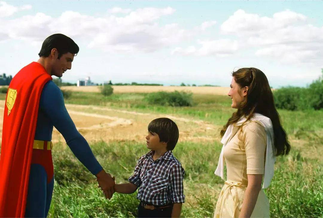 中美票房口碑冰火两重天!北美爆火的新《超人》<strong></p>
<p>币安主站</strong>,为啥内地表现还不如《美队4》?