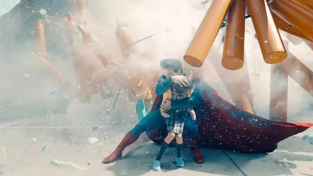 中美票房口碑冰火两重天!北美爆火的新《超人》<strong></p>
<p>币安主站</strong>,为啥内地表现还不如《美队4》?