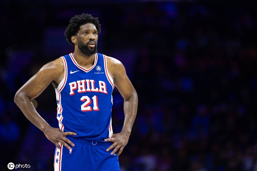 前法国男篮主帅:归化是恩比德先提的 很庆幸他没来