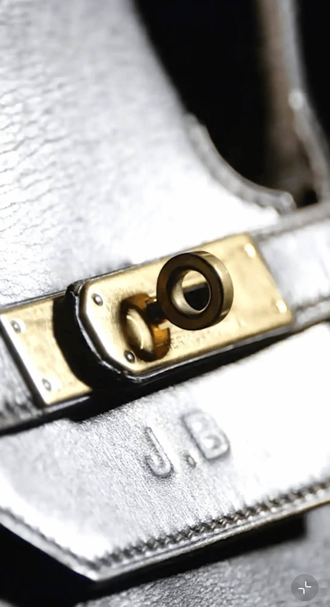 一个日本富二代<strong></p>
<p>币安数字资产交易所</strong>,花7000万买了个二手铂金包,内幕是……