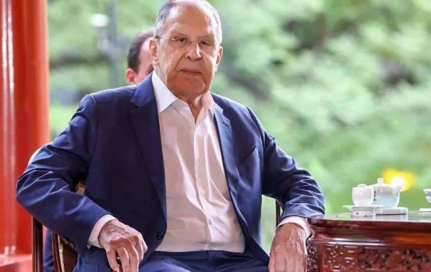 俄外长离开北京前<strong></p>
<p>币安永久合约</strong>，见到了最想见的人，中方高层当面做出表态，一句话让普京没了后顾之忧