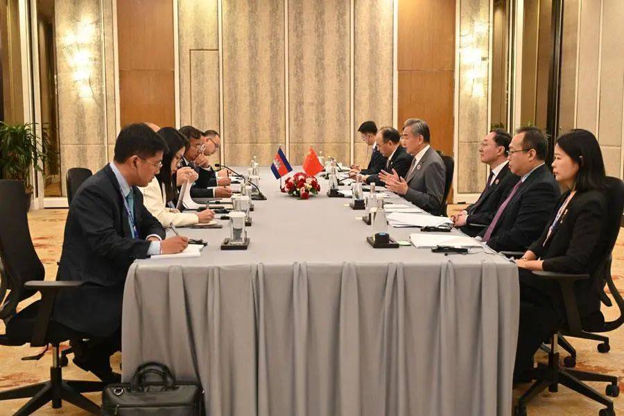 4比2<strong></p>
<p>币安永久合约</strong>,泰国最新民调出炉,佩通坦想官复原职,中方说了句公道话