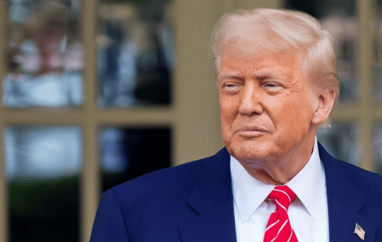 特朗普就访华做出承诺<strong></p>
<p>安卓币官网注册</strong>,马科斯当场脸色大变!中菲之间,美国心里早有了答案