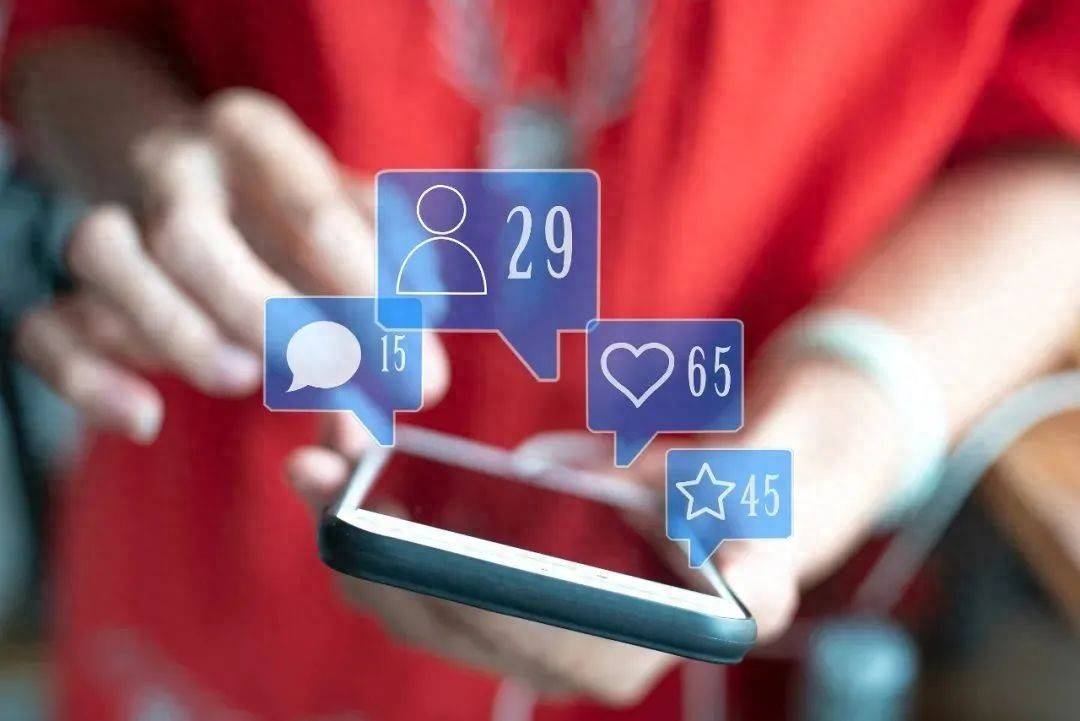 某机关新入职干部出于炫耀心理<strong></p>
<p>安卓币官网注册</strong>，将秘密级文件拍照发朋友圈造成泄密，被给予党纪政务处分