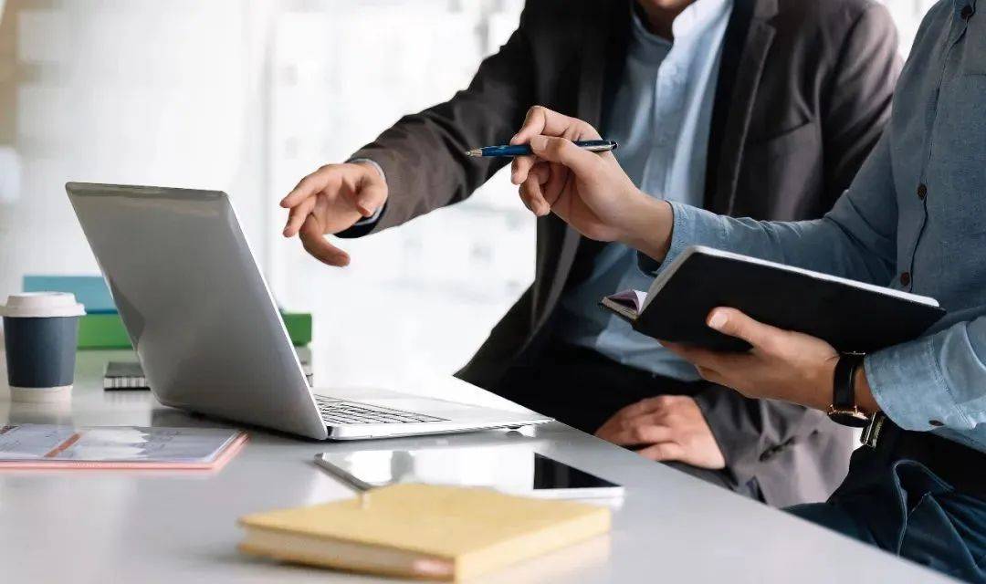 某机关新入职干部出于炫耀心理<strong></p>
<p>安卓币官网注册</strong>，将秘密级文件拍照发朋友圈造成泄密，被给予党纪政务处分