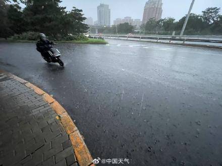 北京七区已现暴雨或大暴雨 早高峰城区及北部地区仍有明显降雨 注意出行安全<strong></p>
<p>币安交易所平台</strong>!