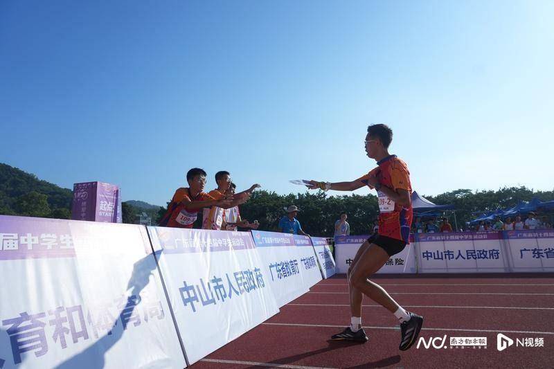 再破纪录<strong></p>
<p>币安交易所平台</strong>!中山李依频摘得女子50米自由泳金牌