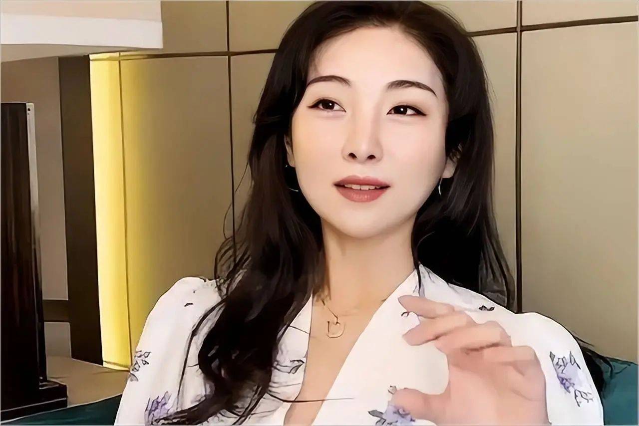 我不需要男人!“买英国精子生3娃”的山东女人<strong></p>
<p>币安推广码</strong>,7年后现状曝光