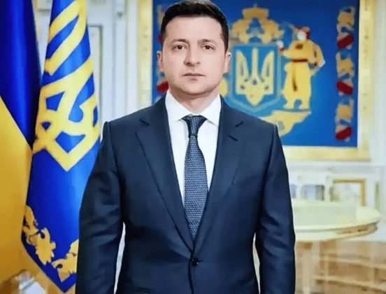 泽连斯基抵挡不住压力<strong></p>
<p>币安推广码</strong>,乌克兰人已经醒悟,数千人冲上街头,“最大的敌人”并不是俄罗斯?