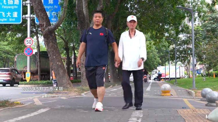 潘展乐:<strong></p>
<p>币安商家版</strong>我是训练型选手 把自己当成一个拼领奖台的选手