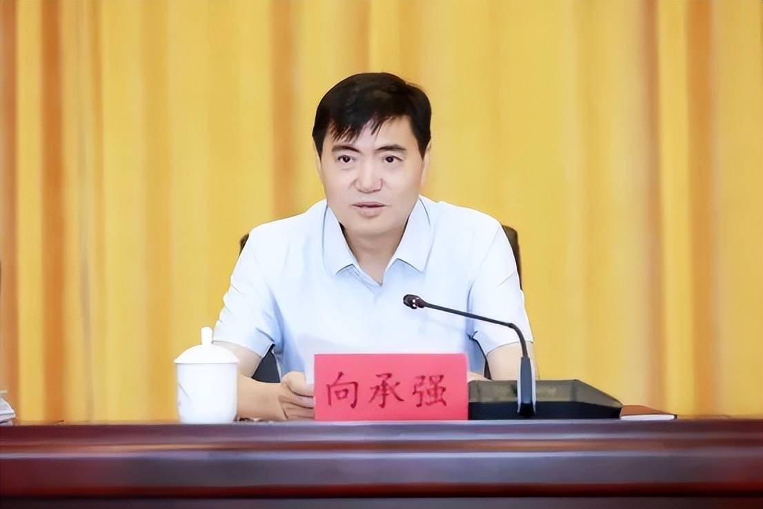 中央巡视期间<strong></p>
<p>okex怎么转到币安</strong>，3名正厅任上被查