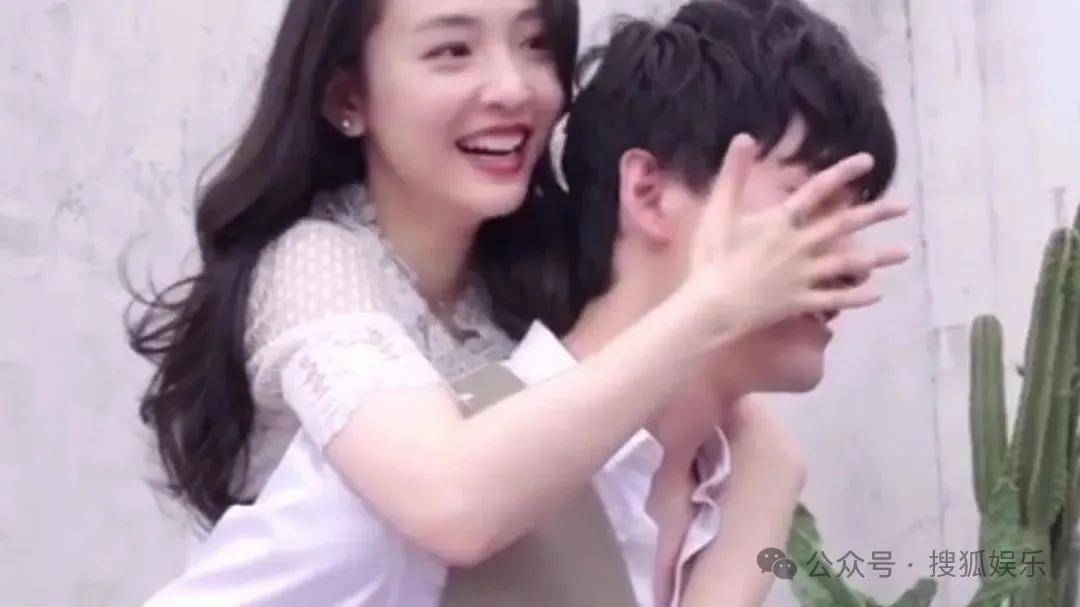 离婚三年又被拍到亲密逛超市<strong></p>
<p>交易所app下载</strong>,他俩这是纯带娃还是真复合了?