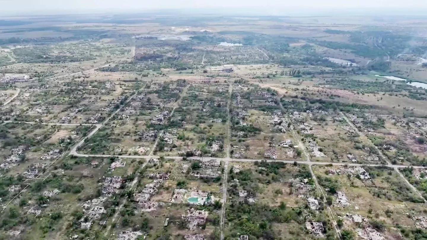 决战打响<strong></p>
<p>抹茶交易所app官网</strong>，乌克兰被爆逃兵40万，泽连斯基豪赌失败，大结局来了？