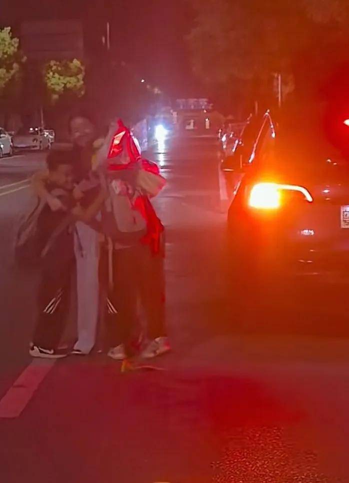 日行25公里！爸爸带两娃从深圳徒步回长沙：耗时31天<strong></p>
<p>抹茶交易所合约说明</strong>，孩子从小没吃过苦，想锻炼一下