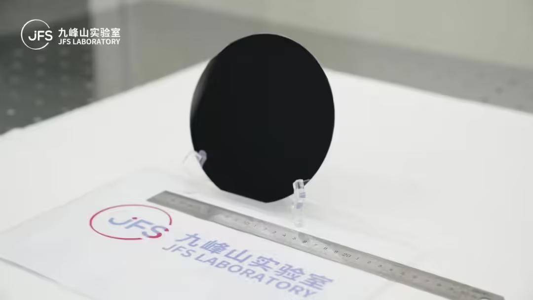 推动国产光芯片成本大降<strong></p>
<p>抹茶交易所钱包注册</strong>,我国成功开发6英寸InP激光器与探测器外延工艺!