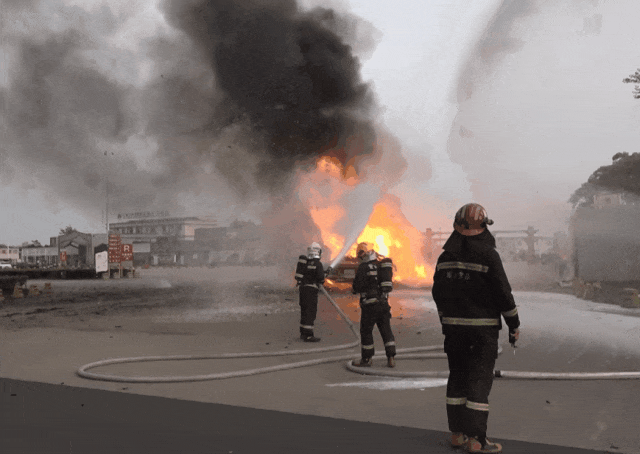 司机往后视镜一看<strong></p>
<p>抹茶交易所哪里可以下载</strong>,糟了!670万元货物“葬身火海”