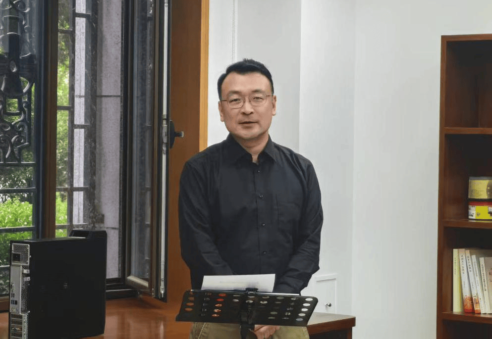 杨光已任陕西省委组织部副部长、省委编办主任<strong></p>
<p>抹茶交易所成交</strong>,此前在财政部工作