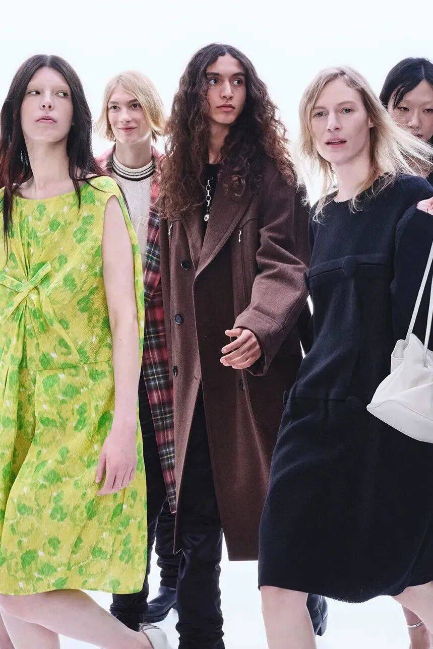 质感女人怎么都在穿这个颜色<strong></p>
<p>抹茶交易所美区</strong>？