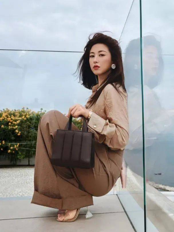 质感女人怎么都在穿这个颜色<strong></p>
<p>抹茶交易所美区</strong>？