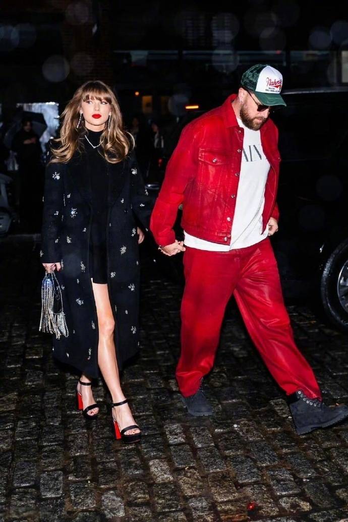 天后霉霉与运动员男友订婚<strong></p>
<p>抹茶交易所美区</strong>,戴百万钻戒配卡地亚腕表,官宣照含金量略高!