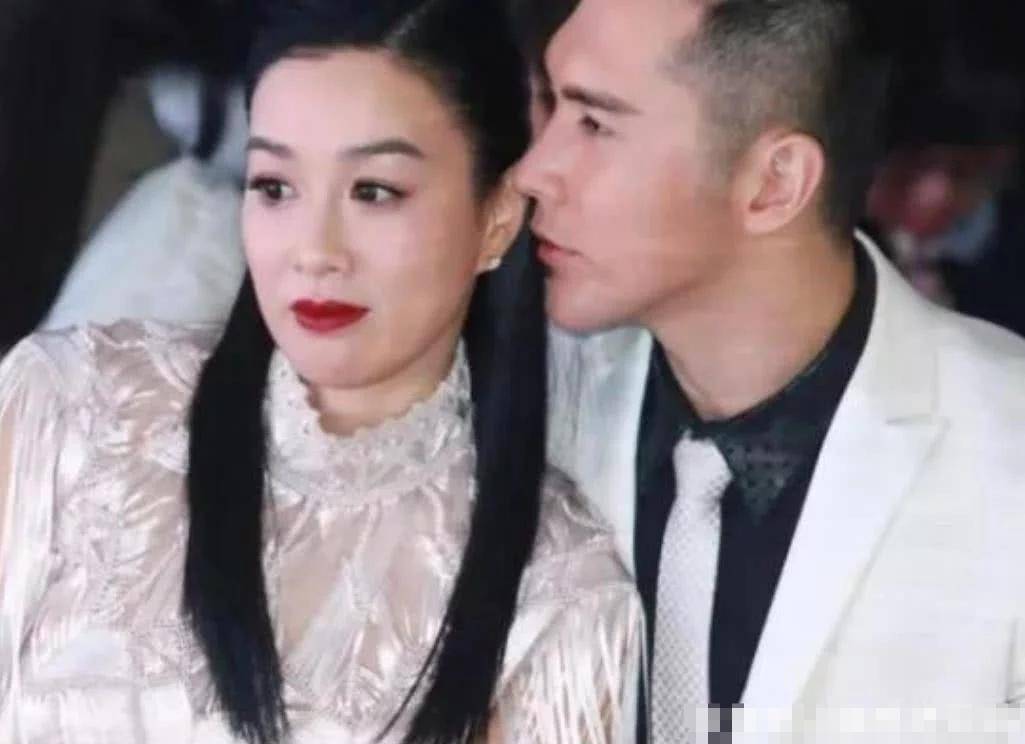 考古|张伦硕称张维伊像以前的自己 <strong></p>
<p>抹茶交易所美区</strong>,曾娶大11岁钟丽缇被嘲,如今成为重组家庭中教科书般的男人?