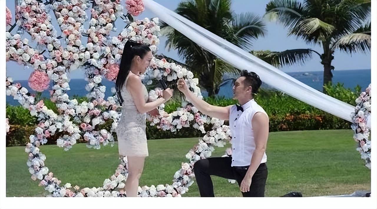 考古|张伦硕称张维伊像以前的自己 <strong></p>
<p>抹茶交易所美区</strong>,曾娶大11岁钟丽缇被嘲,如今成为重组家庭中教科书般的男人?