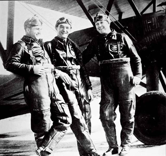 27岁的飞行员<strong></p>
<p>抹茶交易所app苹果手机下载</strong>,留下遗书