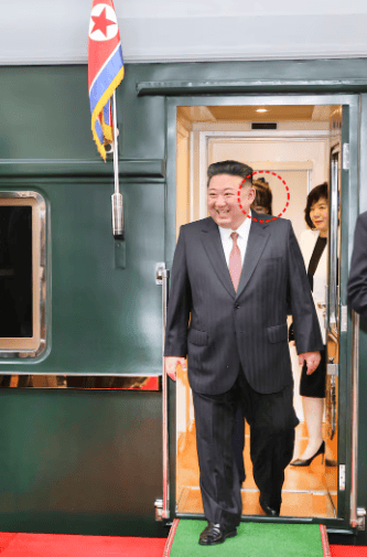 金正恩女儿首登国际舞台<strong></p>
<p>抹茶交易所导出钱包</strong>,引爆接班传闻!英国首相被架空,工党内斗成全武行…