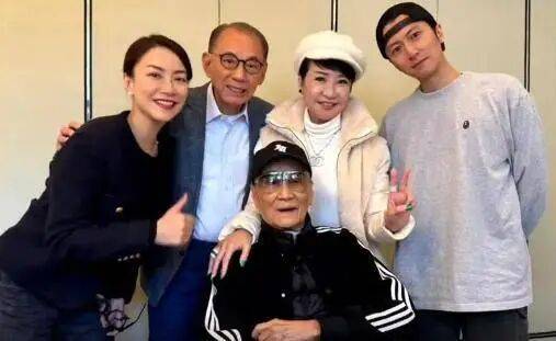 考古|89岁谢贤现身依旧时髦！与小49岁女友分手后开搞事业<strong></p>
<p>抹茶交易所导出钱包</strong>，疑已交代后事的他太潇洒