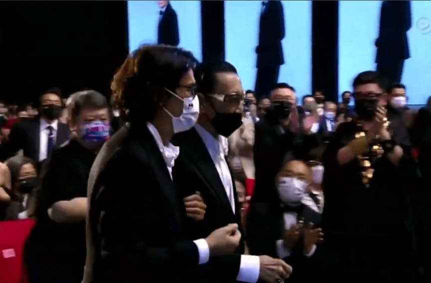 考古|89岁谢贤现身依旧时髦！与小49岁女友分手后开搞事业<strong></p>
<p>抹茶交易所导出钱包</strong>，疑已交代后事的他太潇洒